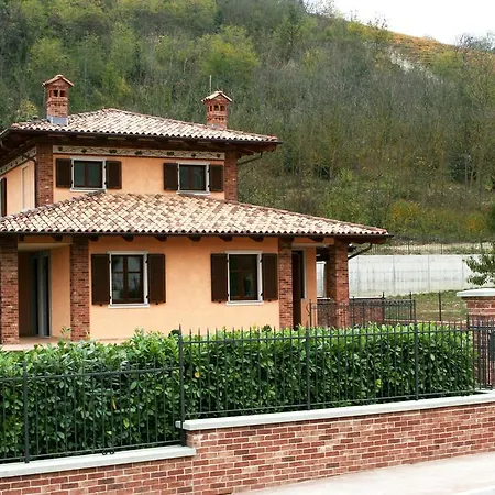 In Langa * Diano dʼAlba